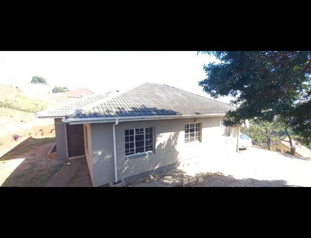 3 BEDROOM HOUSE FOR SALE IN MONTCLAIR